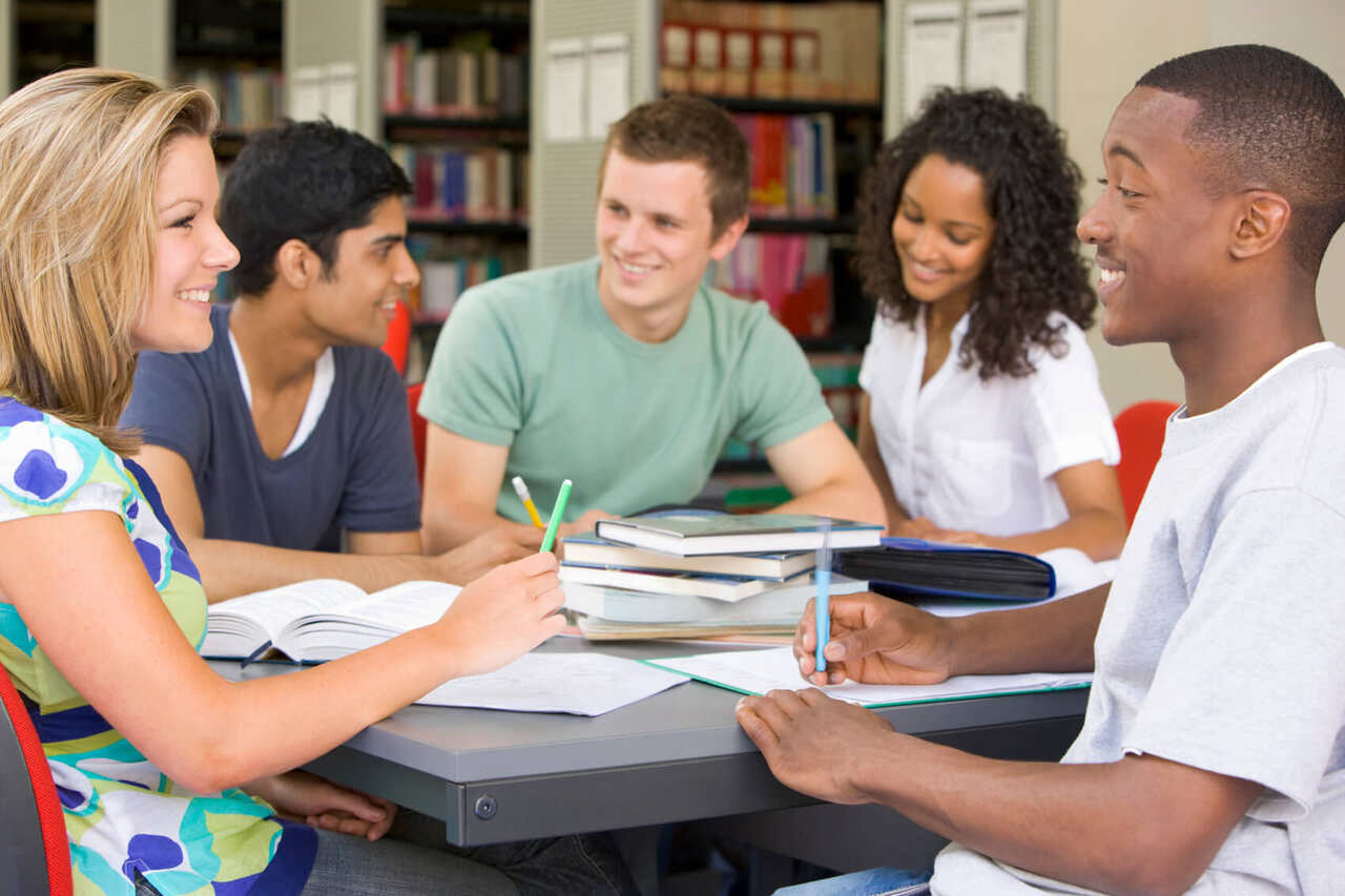 matrículas Escola internacional Hola