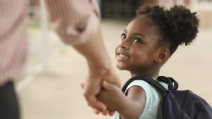 Como escolher a melhor escola para o seu filho: um guia completo e dicas