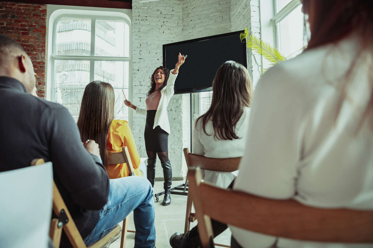 Educadores participam de formação 